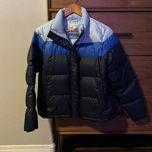 Women’s Medium Outerknown chromatic puffer